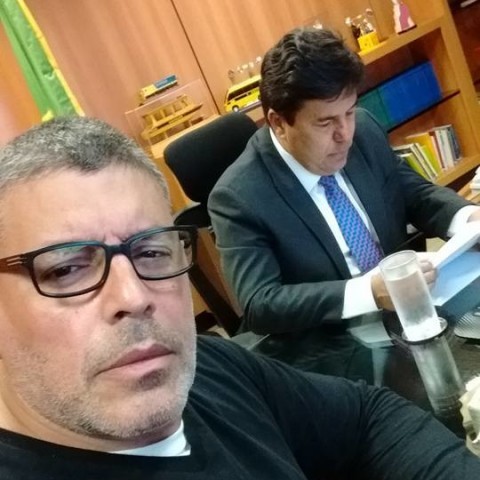 Alexandre Frota publica foto de encontro com Mendonça Filho, ministro da Educação
