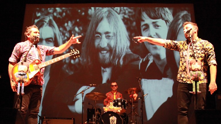 Grupo Beatles para Criança lança primeiro disco