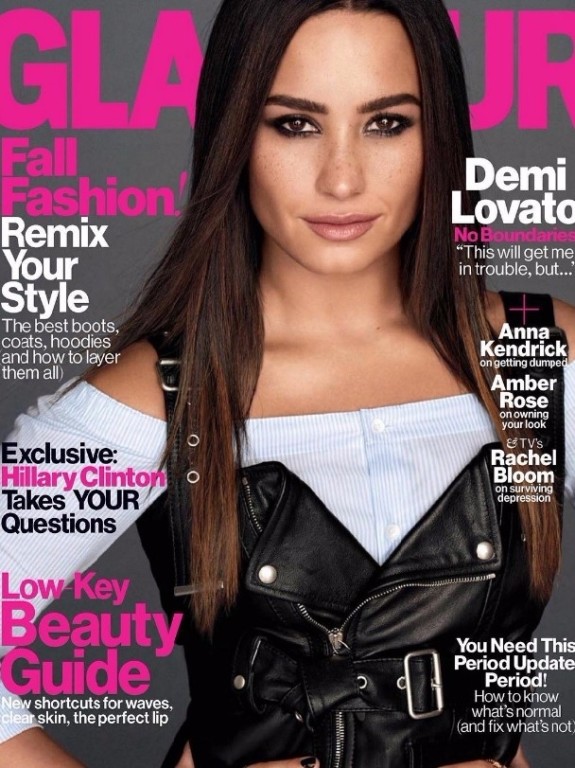 A cantora Demi Lovato, capa da revista 'Glamour'