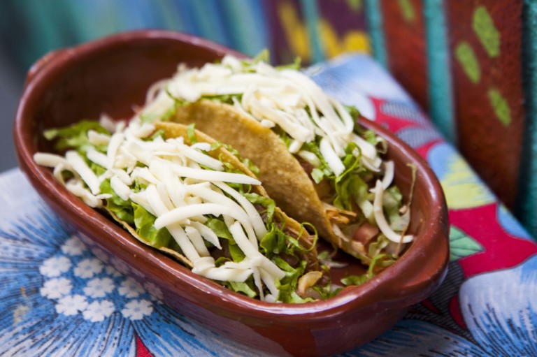 Tacos crocantes do restaurante mexicano Dedo de la Chica