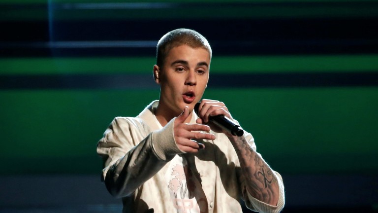 Justin Bieber performs a medley of songs at the 2016 Billboard Awards in Las Vegas