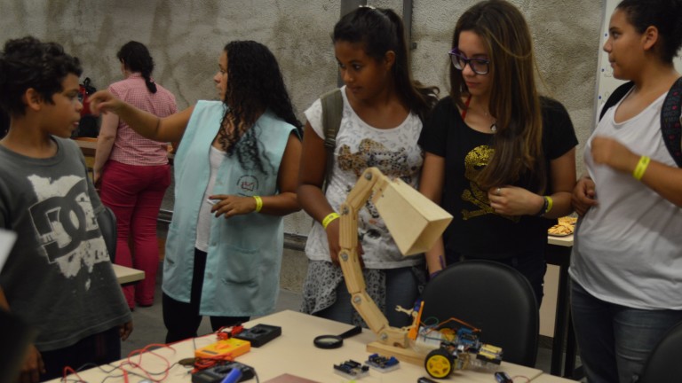 Festival Arduino Day 2017 convida jovens a descobrirem a cultura 'maker'