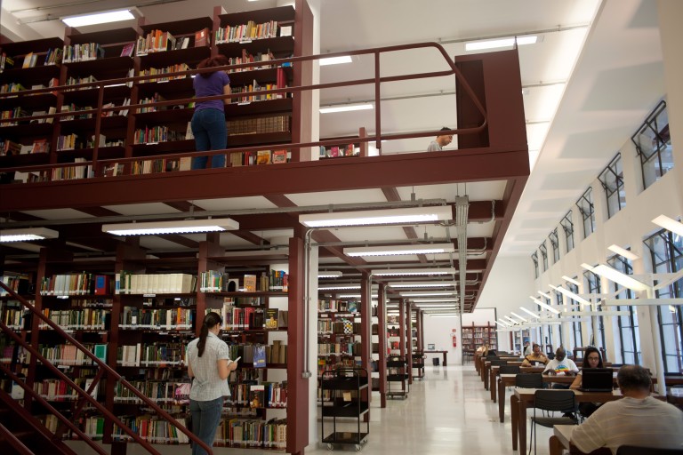 Biblioteca Mário de Andrade, no centro