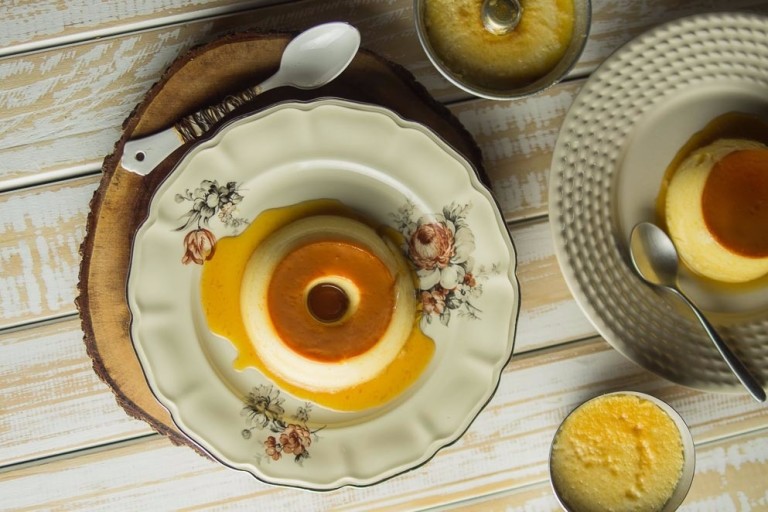 Pudim de leite está no menu de almoço do Dia das Mães do Mario Galluzzi Cozinha de Afeto