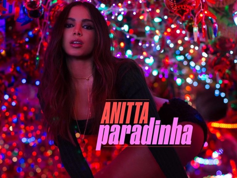 Anitta divulga música "Paradinha