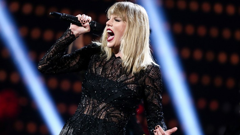 A cantora Taylor Swift durante apresentação em Houston, Texas (EUA)