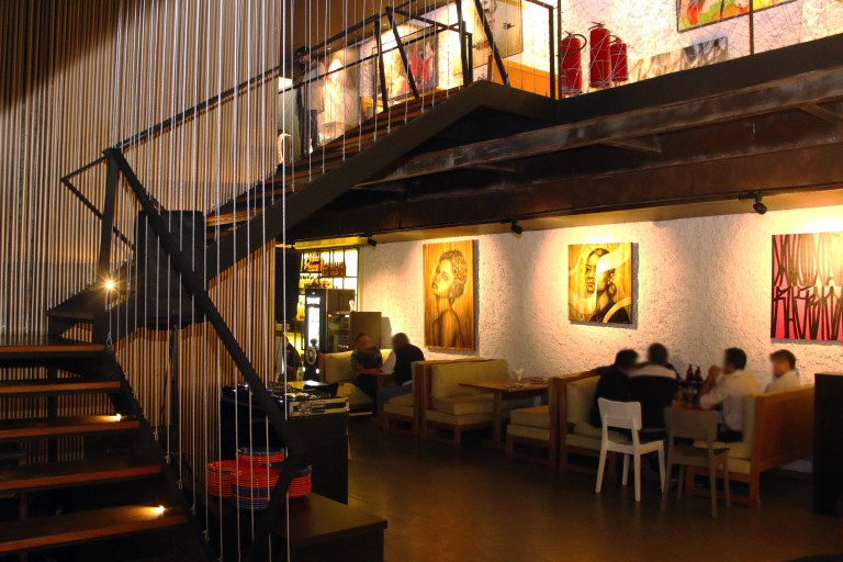 Ambiente do B.A.R. - Bar, Arte e Restaurante, no Itaim *** ****