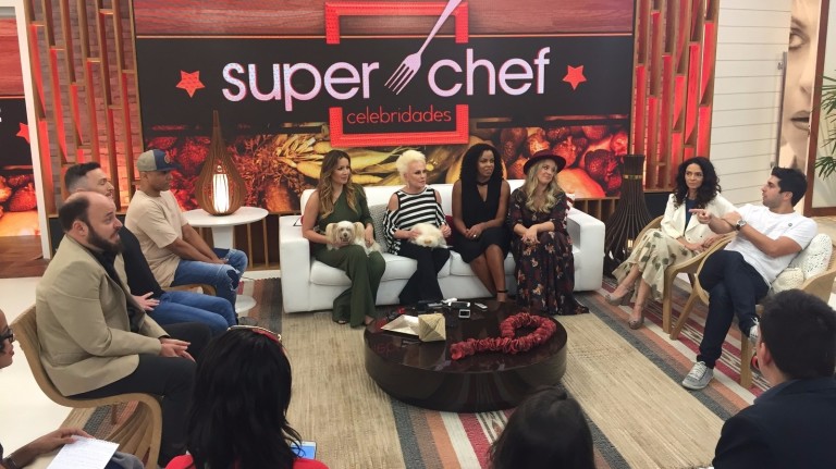 Ana Maria e celebridades do 'Super Chef' conversam com jornalistas 