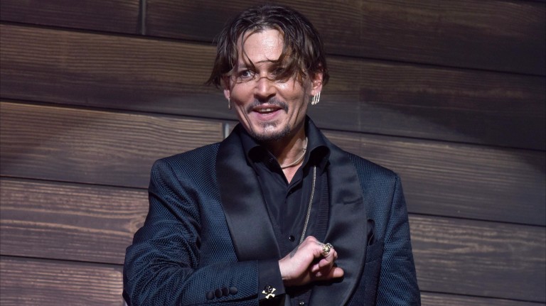 O ator Johnny Depp durante divulgação do filme "Piratas do Caribe: A Vingança de Salazar", em Tóquio (Japão)