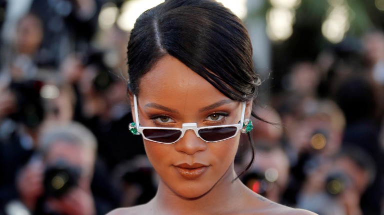 A cantora Rihanna no red carpet do Festival de Cannes, na França