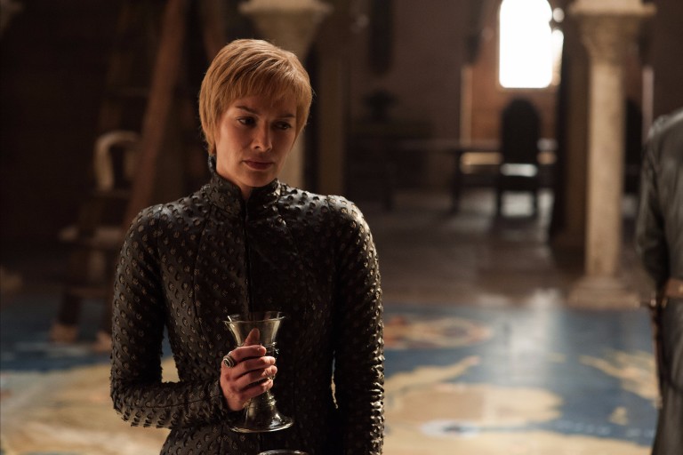 A atriz Lena Headey em cena do primeiro episódio da sétima temporada de Game of Thrones