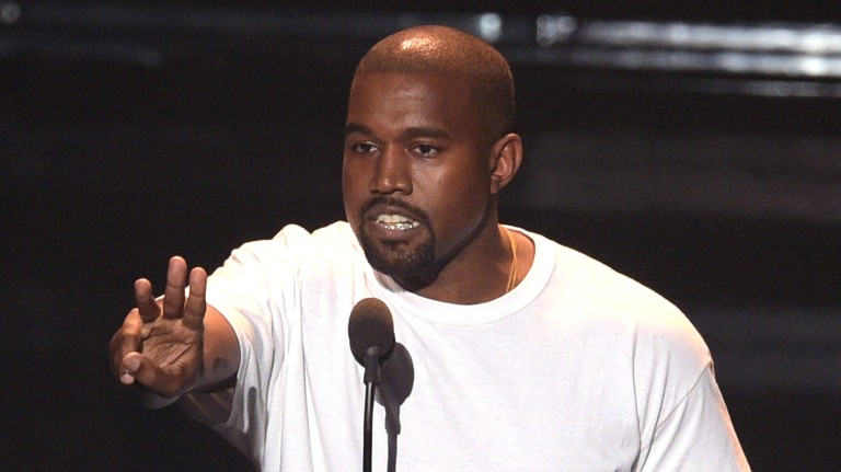 O cantor Kanye West durante apresentação no MTV Video Music Awards em Nova York