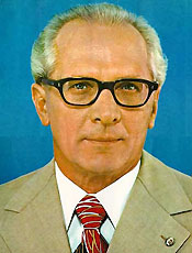 Erich Honecker (foto) foi deposto em 17/10, aps votao unnime