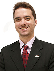 Advogado Maurcio Assis (foto)  editor do Blog Exame de Ordem