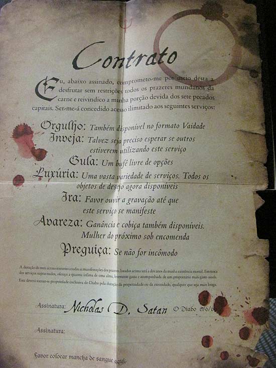 Em "Diário do Diabo", o leitor pode assinar um contrato se comprometendo a desfrutar dos prazeres mundanos
