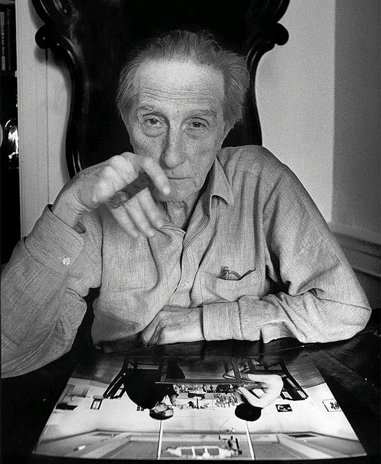 Na foto, Marcel Duchamp; vida e obra do artista so tema de livro de Augusto de Campos com Julio Plaza