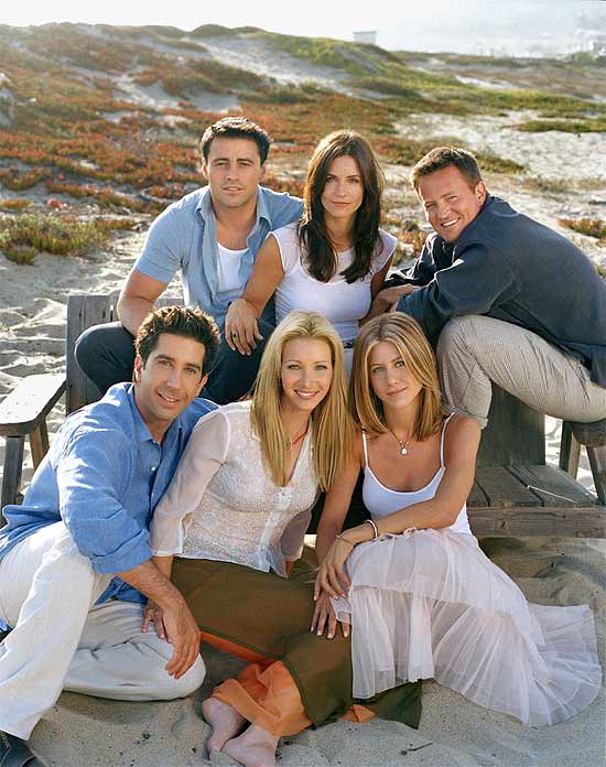 Matt LeBlanc (no alto, à esquerda) diz que reencontro de personagens da série "Friends" seria triste
