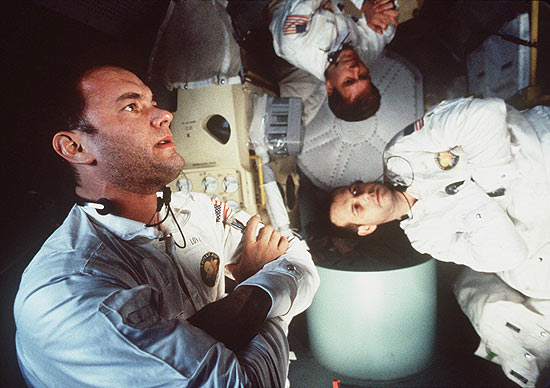 Cena do filme "Apollo 13" com Tom Hanks, Kevin Bacon e Bill Paxton