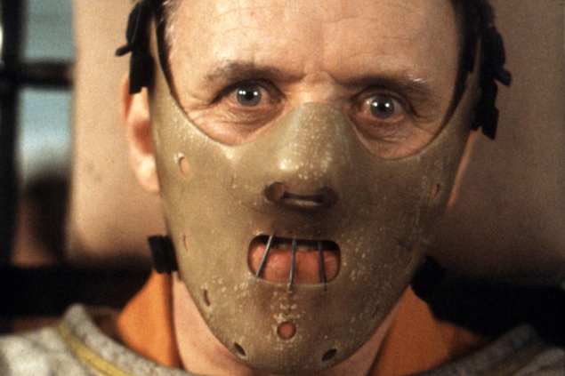 O ator Anthony Hopkins como Hannibal Lecter em cena de 