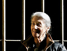 Nadine Gordimer, Nobel de Literatura,  defensora do fim do embargo norte-americano a Cuba