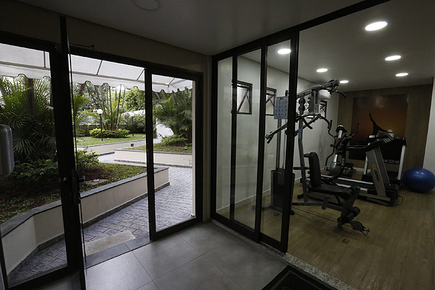 Espao fitness criado em antigo 'quarto da baguna' no Dandy Residence, na Vila Olmpia
