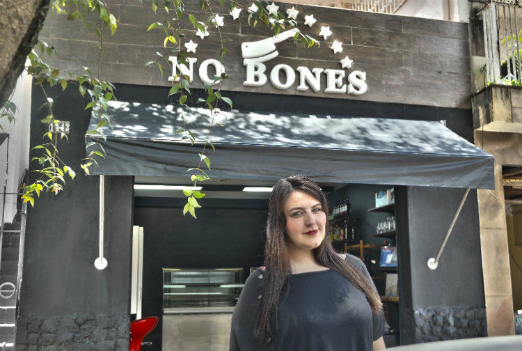 Marcella Izzo, 26, do "aougue" vegano No Bones, em SP