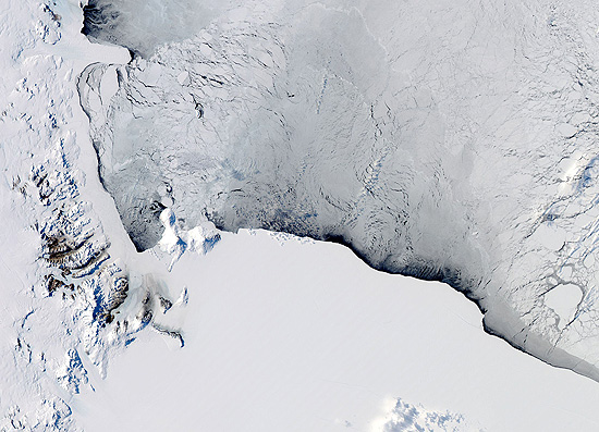 Imagem do gelo antártico tirada pelo satélite Aqua, da NASA