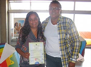 Justiça concede certidão de casamento para o casal Cátia Cilene dos Santos e Ana Cristina Soares dos Santos