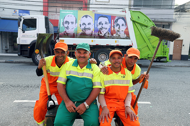 Garis ficam famosos com fotos em caminhões de lixo de São Paulo ...