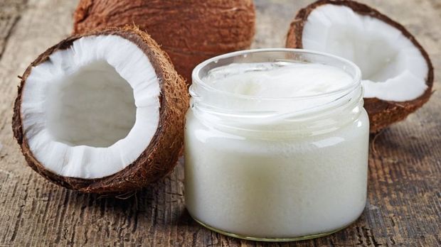 Óleo de coco costuma ser promovido como benéfico para a saúde