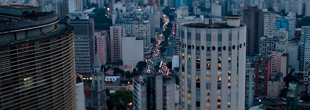 O centro de So Paulo visto a partir do Terrao Itlia, um dos mais famosos pontos tursticos da capital paulista