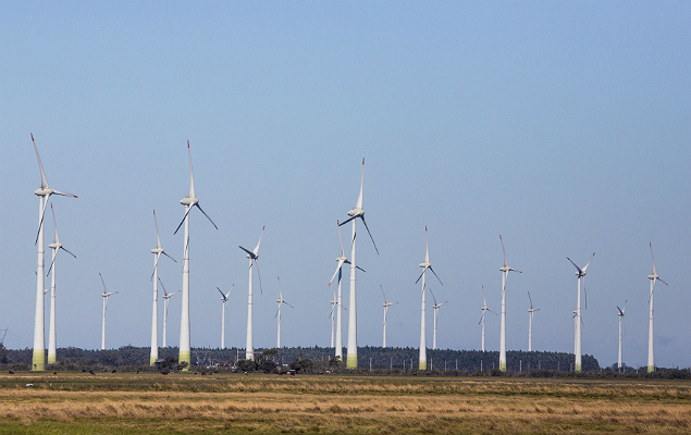 OSÓRIO (RS), 07.07.2016 - Vista do Parque Eólico de Osório, o maior fornecedor de energia eólica da América Latina. Foto: Wesley Santos/Folhapress