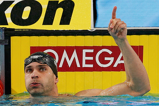 Brasileiro fatura o ouro nos 50 m borboleta no Mundial de piscina curta ...