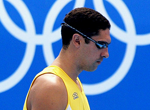 Medalhista brasileiro, o ex-nadador Gustavo Borges apoia concurso literário infantil