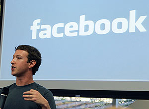 Mark Zuckerberg, do Facebook, tem 26 anos e é um dos bilionários mais jovens do mundo se comprometeu com a causa