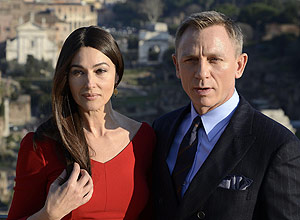 Monica Bellucci e Daniel Craig posam em Roma