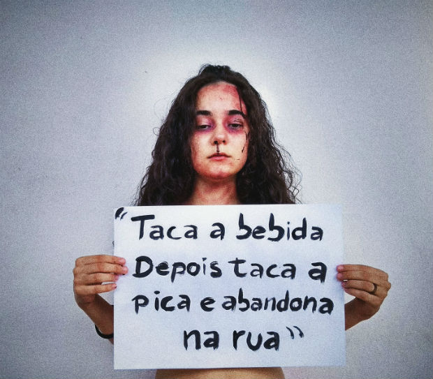 Yasmin Formiga, uma das mulheres que protestaram contra a faixa 'Só Surubinha de Leve