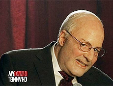 Harry Shearer interpreta o vice-presidente Dick Cheney em programa do My Damn Channel