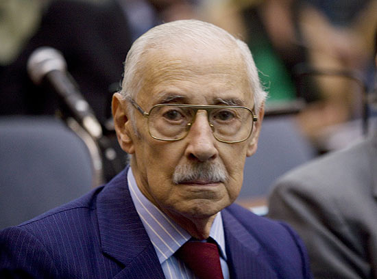 Jorge Rafael Videla: Ex-Ditador Argentino Morre aos 87 Anos ...