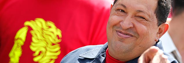 Aos 58 anos, Hugo Chvez recebe novo mandato de seis anos, at 2019