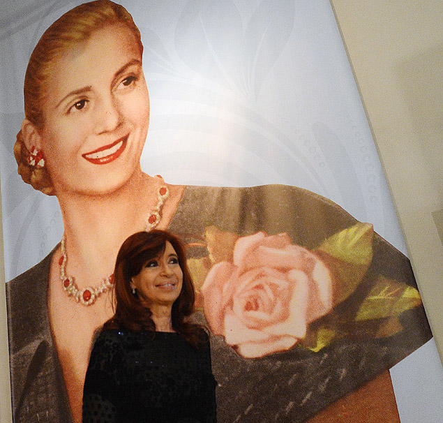 Cristina Fernndez de Kirchner ao inaugurar mostra sobre Evita no Museu Histrico de Moscou, em abril de 2015