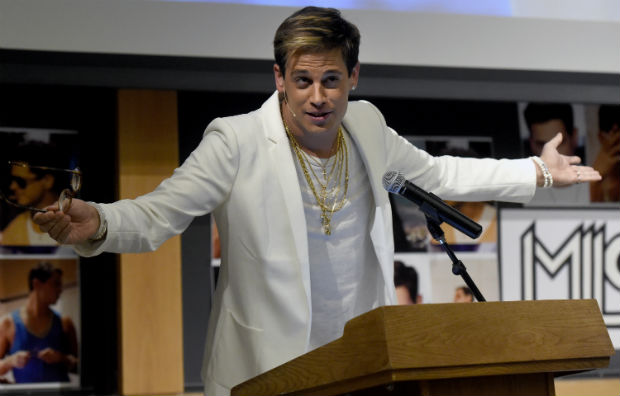 Milo Yiannopoulos, editor do site ultraconservador Breitbart News