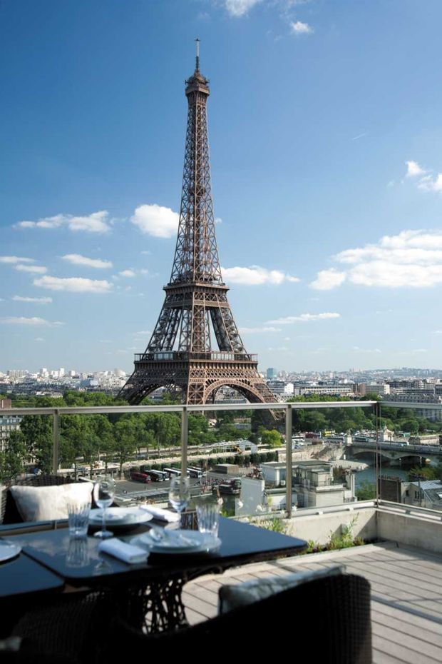 Vista para a Torre Eiffel, em Paris