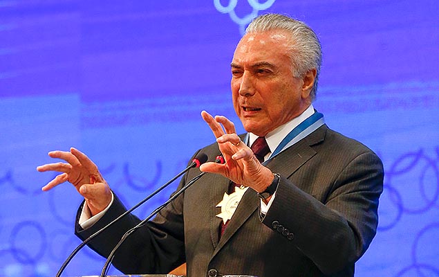 O presidente Michel Temer participa da abertura do 3º Encontro Nacional de Chefes de Agências do IBGE, em Brasília, nesta segunda 