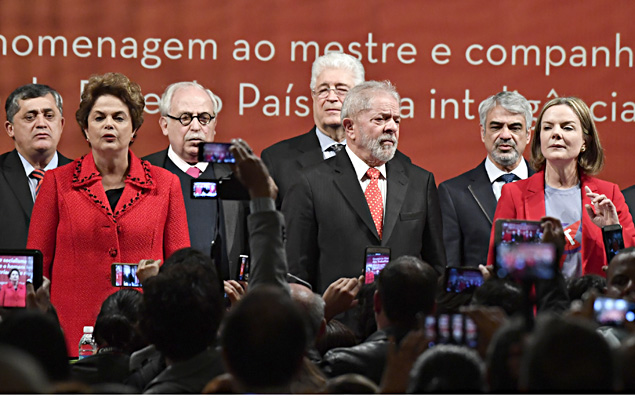 Cerimônia de posse da senadora Gleisi Hoffmann (PR) como presidente nacional do PT (Partido dos Trabalhadores), em Brasília (DF). Presença da ex-presidente Dilma Rousseff e do ex-presidente Luiz Inácio Lula da Silva.
