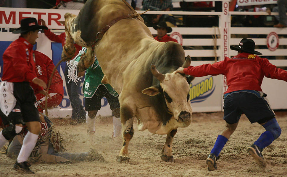 Festa do Peão de Boiadeiro em Barretos - Saída de BH