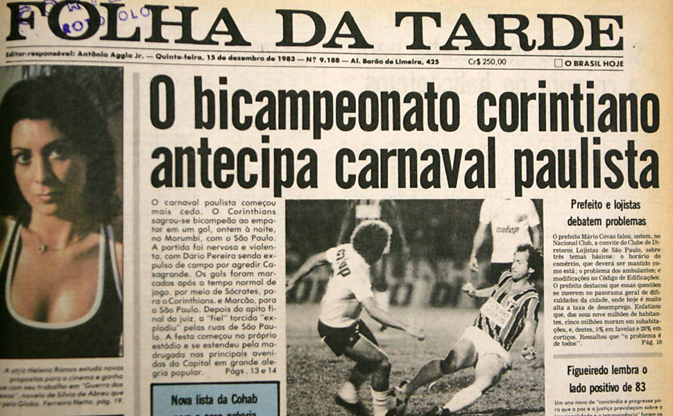 Democracia Corinthiana era um movimento criado nos anos 80. De 81 a 85, o elenco fazia votação para tomar decisões consideradas vitais. Tudo era escolhidos por voto, desde o valor da premiação até o nome do treinador
