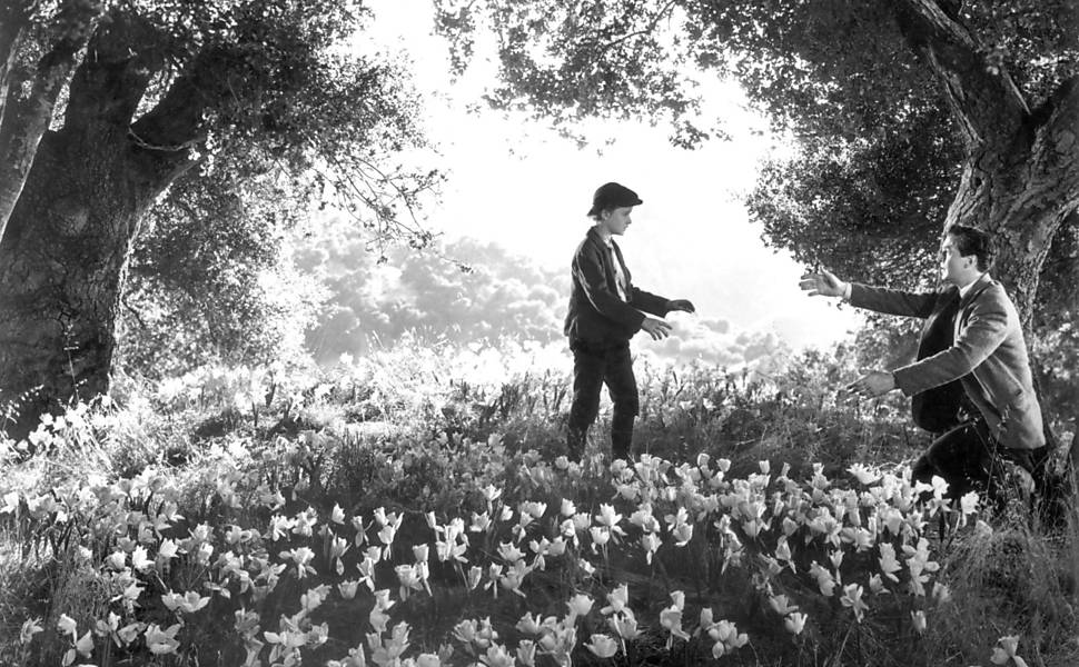 O garoto Roddy McDowall e Walter Pidgeon em "Como Era Verde Meu Vale" (1941)