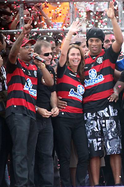 A apresentação de Ronaldinho no Flamengo