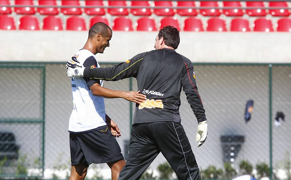 Rivaldo é apresentado no São Paulo